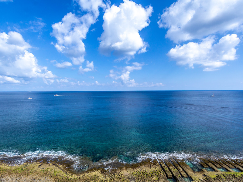 Exclusive Spotlight --- Superb 5 Bed, 4 Bath, Seafront Apartment in Sliema