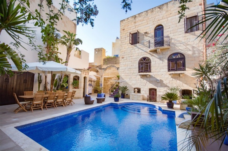 Converted Farmhouse, Naxxar